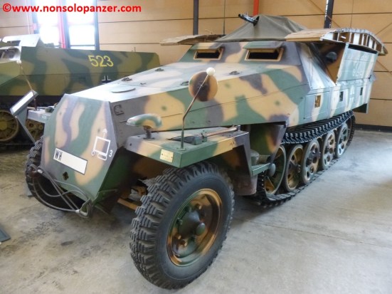 01 Munster Sdkfz 251-7