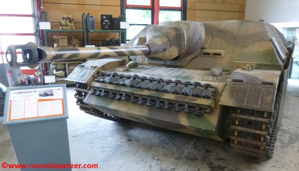14 Munster Jagdpanzer IV