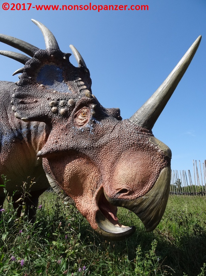 DINOSAURI IN CARNE E OSSA – PARCO DI MONZA&nbsp;2017